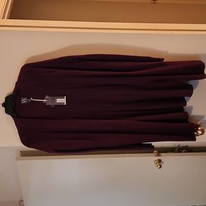 Women's burgandy sweater. SIZE Large Tall